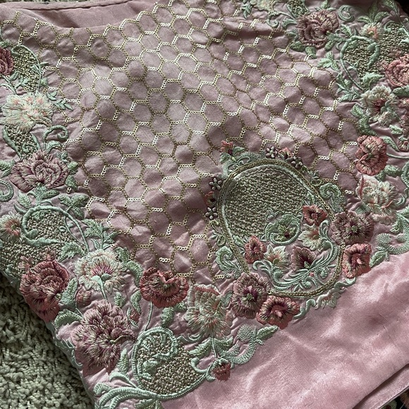 Detailed Pink and navy blue lehenga - Picture 3 of 5